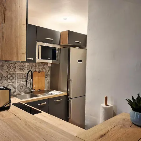 Apartment Lys'home-charmant Pres De Sablettes, Climatise, Parking Gratuit La Seyne-sur-Mer